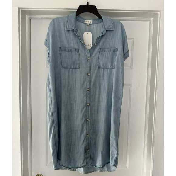 NWT Wonderly Chambray Denim Button Down Shirt Dress Size Medium Light Blue - Picture 1 of 5